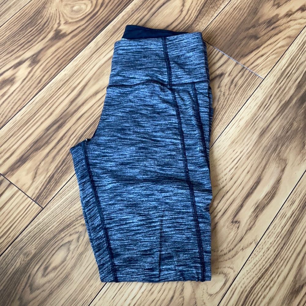 Victoria’s Secret sport leggings
